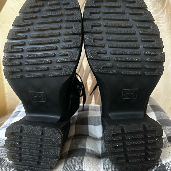 Jesy Sendal Booties Dr.Martens EU 39 US 8 - Picture 3 of 7